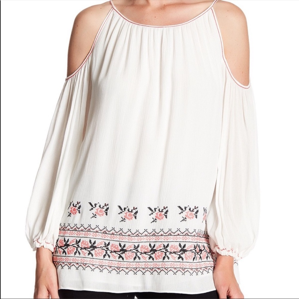 NWT Max Studio Cold Shoulder Top